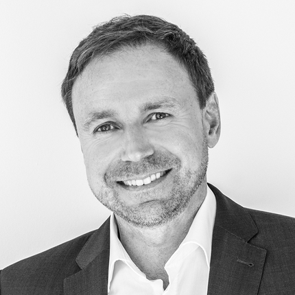 Dr. Hansjörg Schößer, CEO